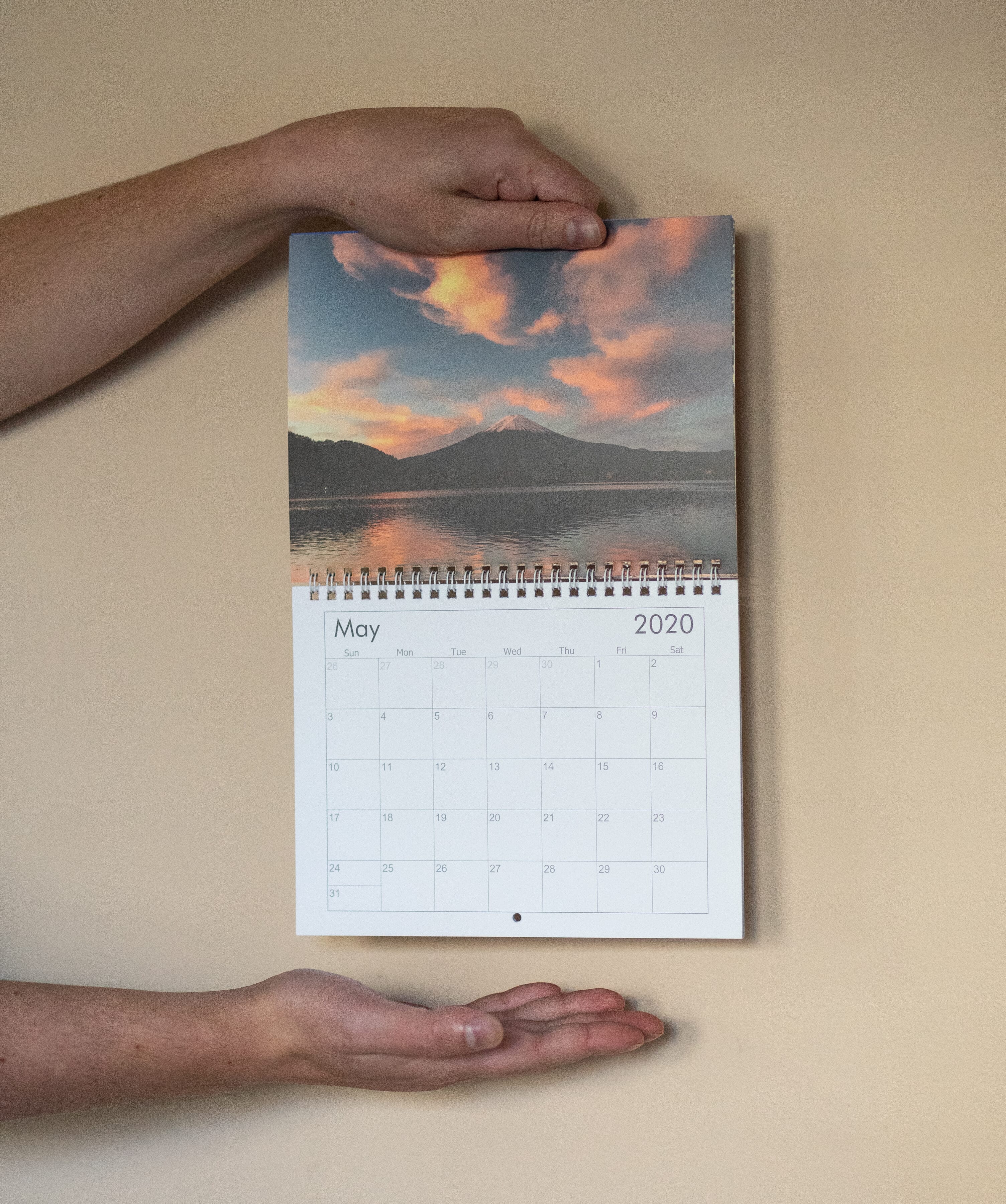 Personalized Photo Calendars for 2021: A Perfect Holiday Gift