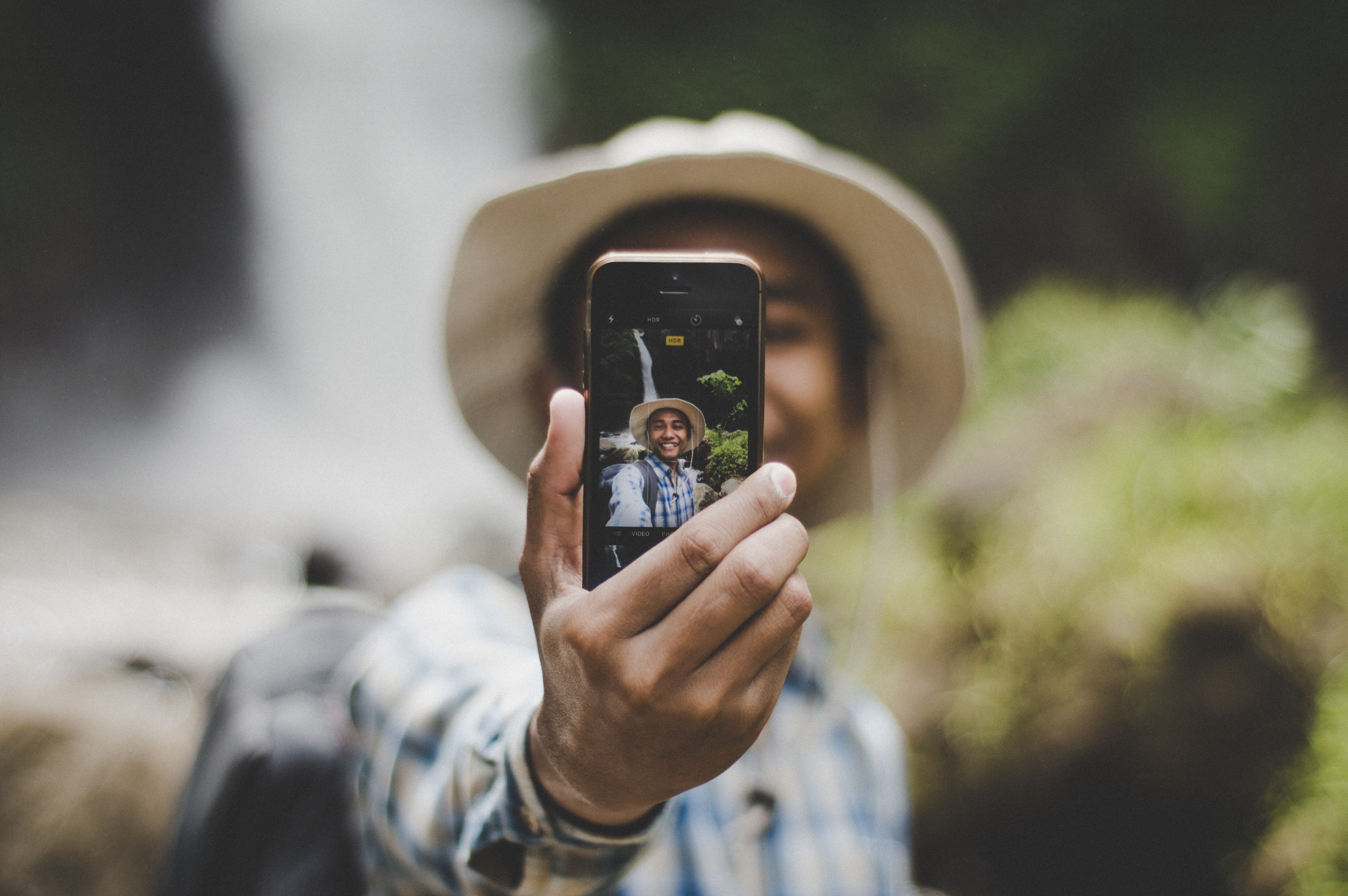 The Best Selfie Tripods // Photo by Djamal Akhmad Fahmi on Unsplash