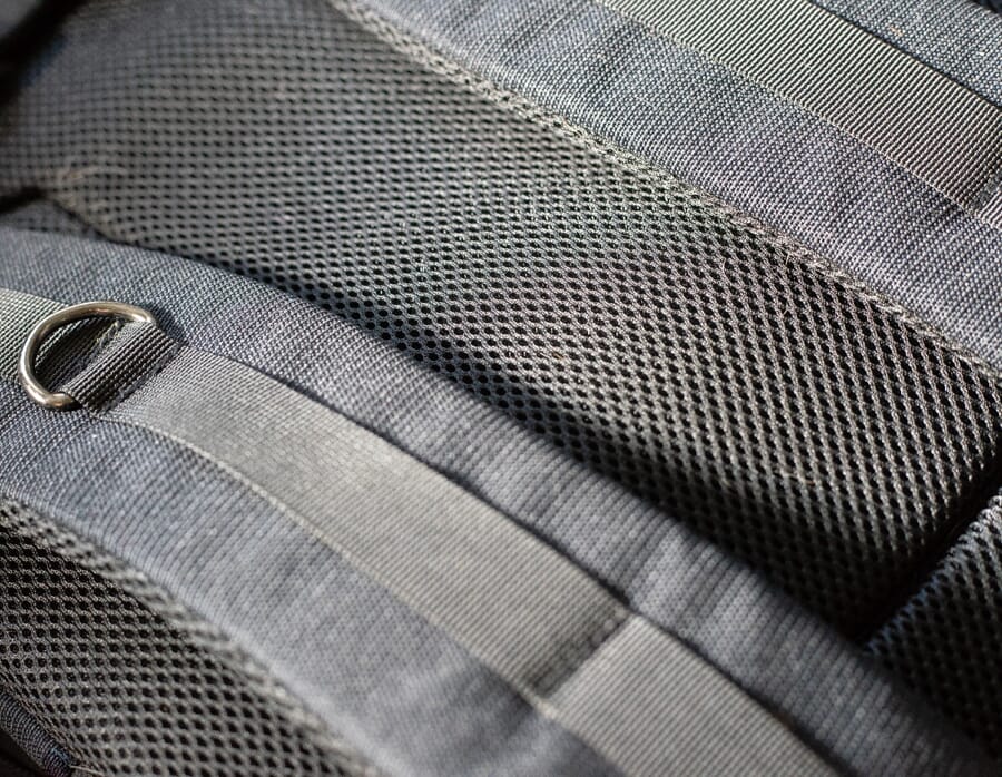 Back mesh design