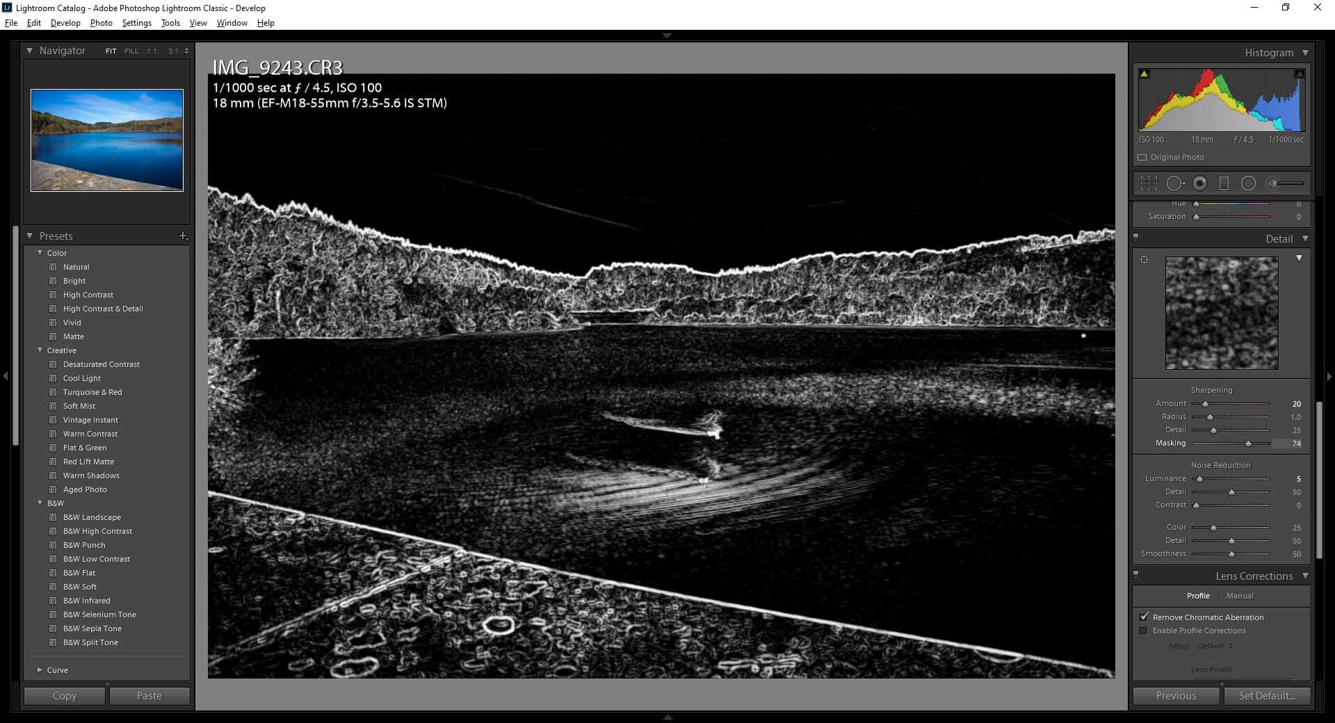 Showing the sharpening mask in Adobe Lightroom Classic