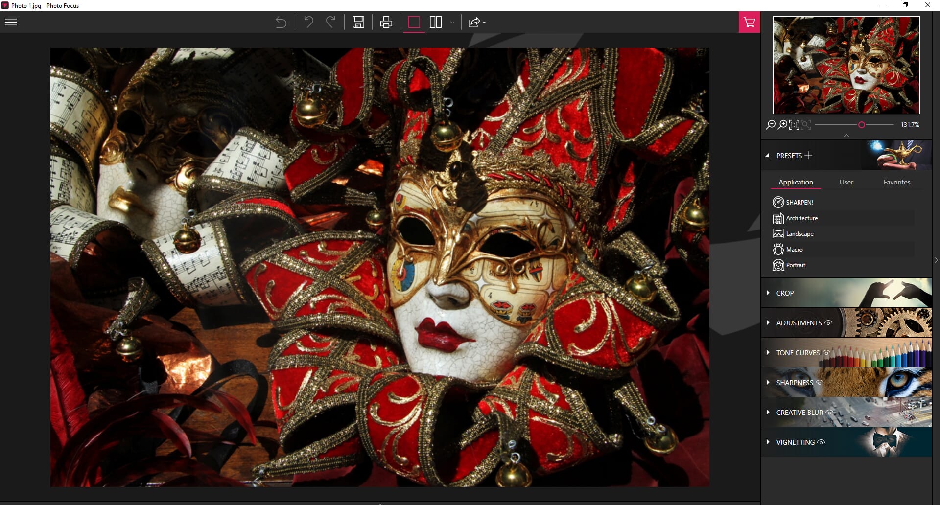 The basic editing screen of InPixio Photo Focus