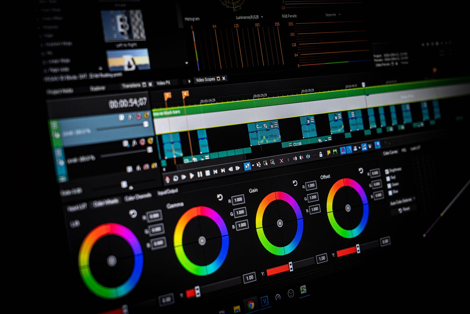 Photo editing with accuracy on BenQ monitors
