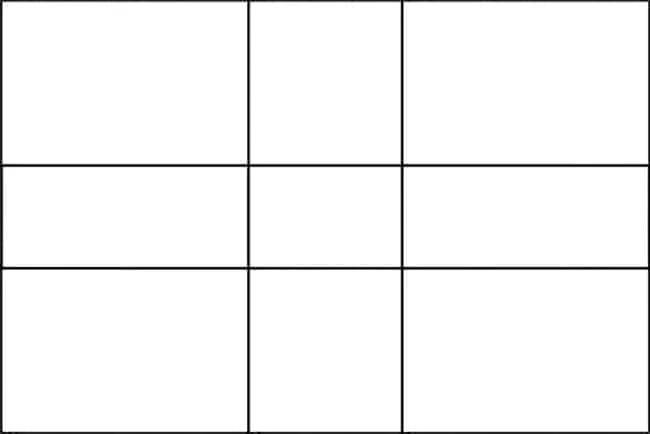 Two horizontal and two vertical black lines crossing on a white background to demonstrate the golden ratio grid.