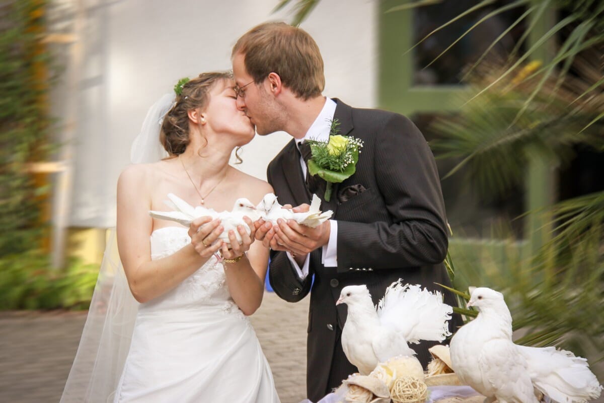 A typical wedding pose.