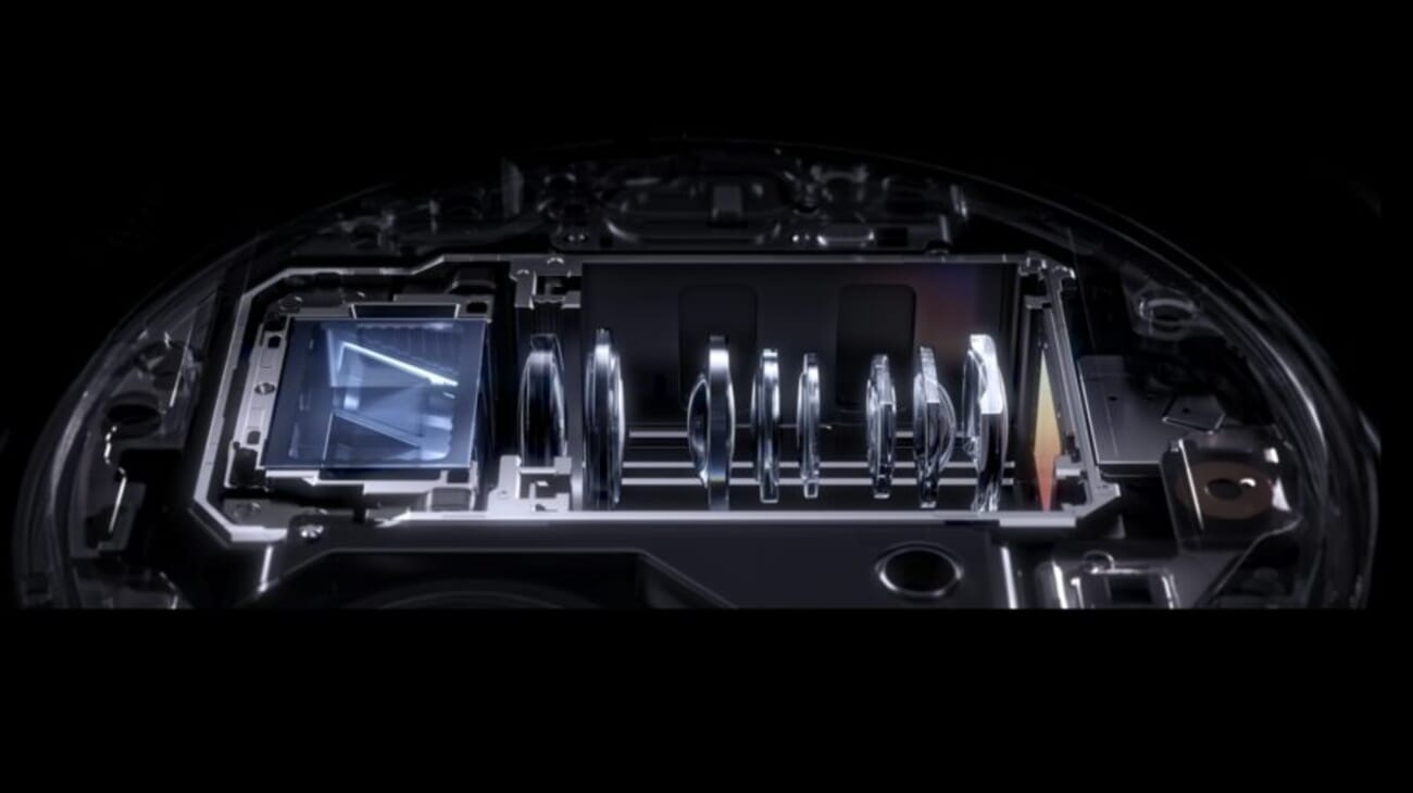 Exploded cross-section of the Xiaomi 17 Ultra periscope telephoto showing individual glass elements