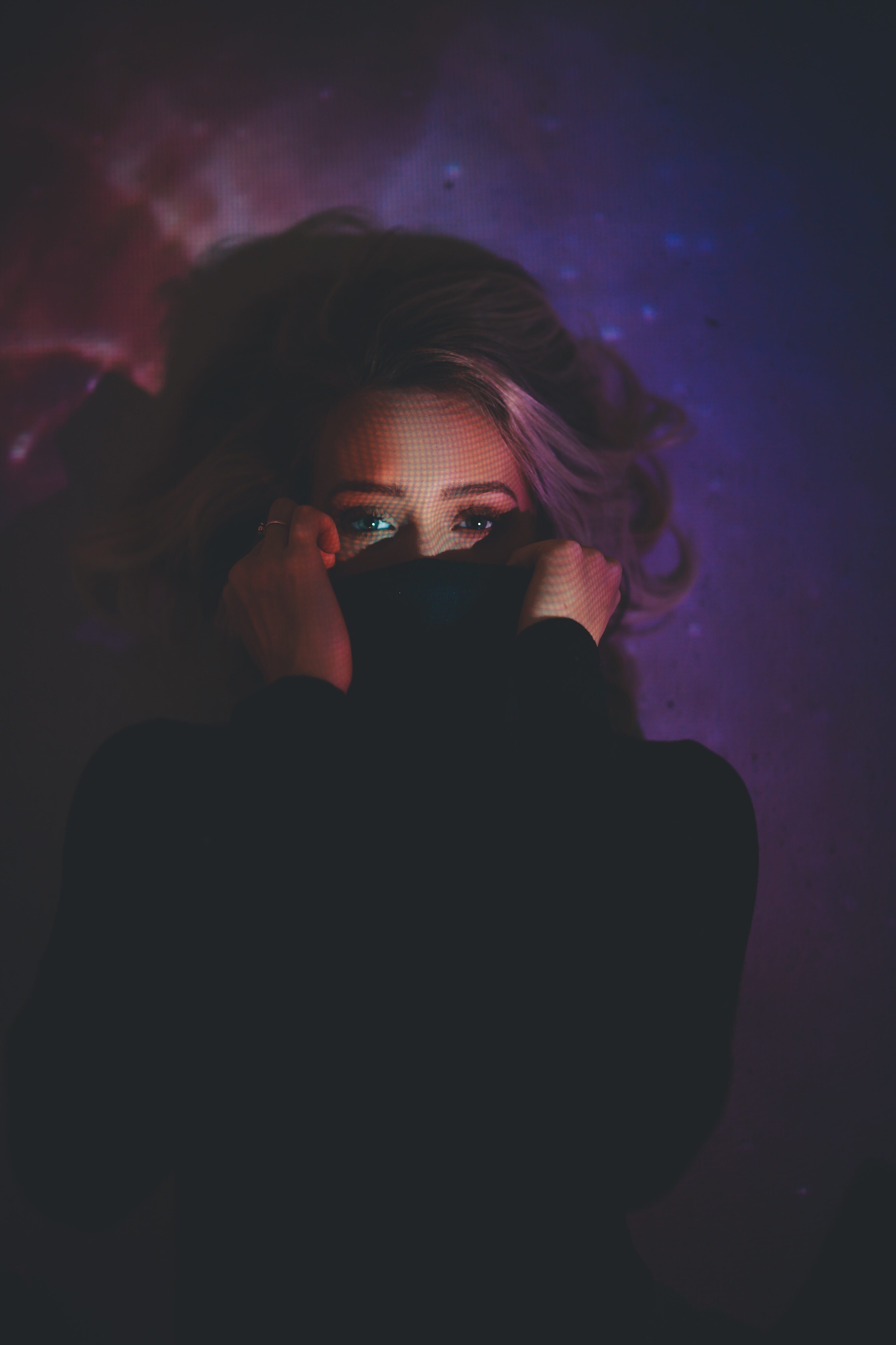 Projectors can breathe new life into a photoshoot.