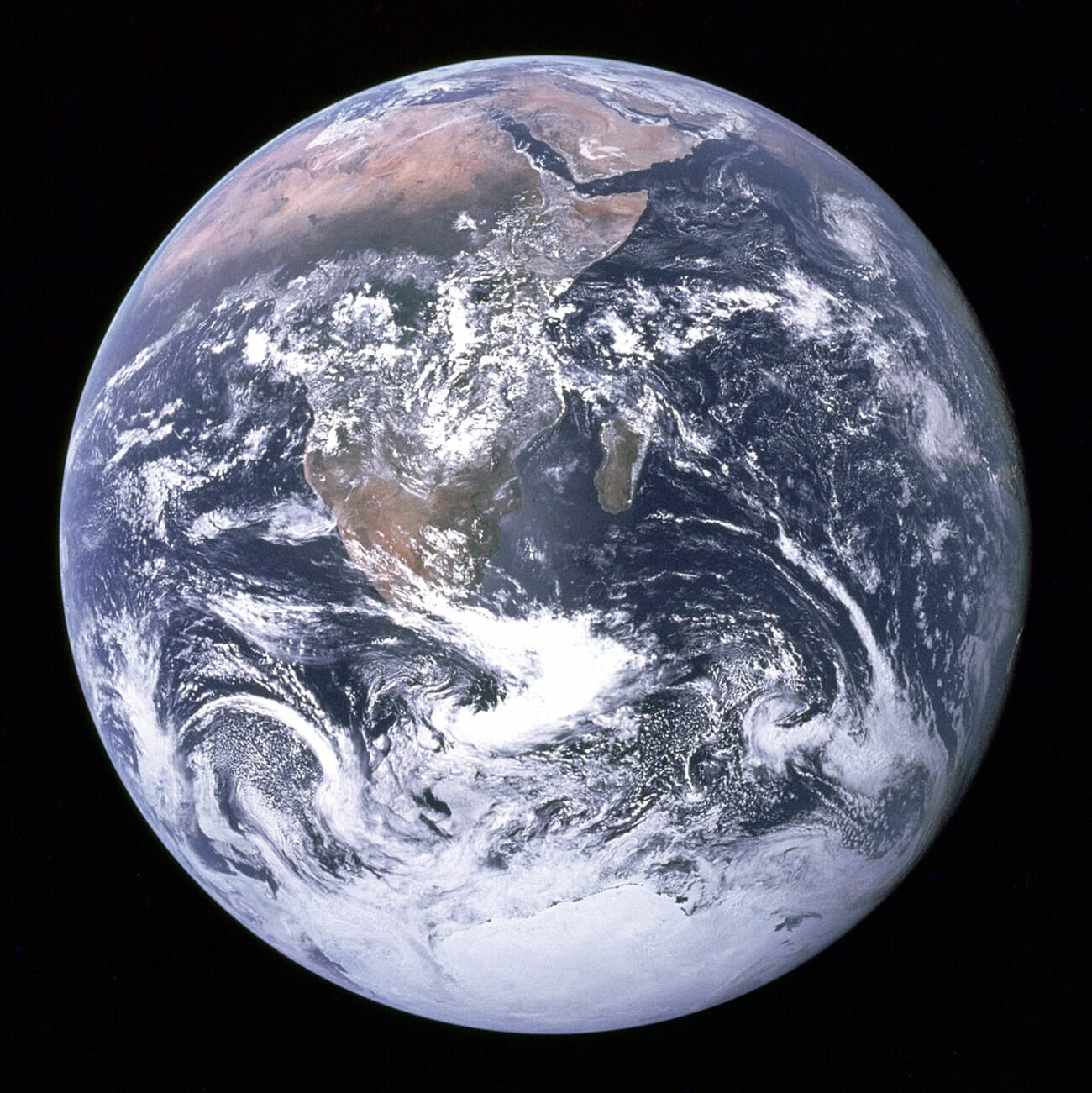 The Blue Marble — Apollo 17 photograph of a fully illuminated Earth from space, 1972