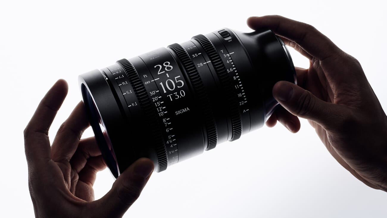 Sigma AF Cine 28-105mm T3 FF lens showing focal length and aperture markings