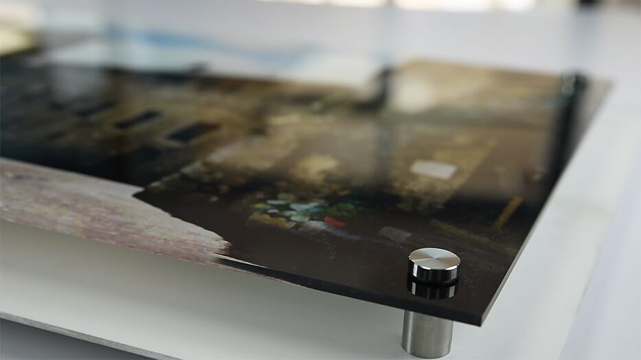 Standoff mount posts