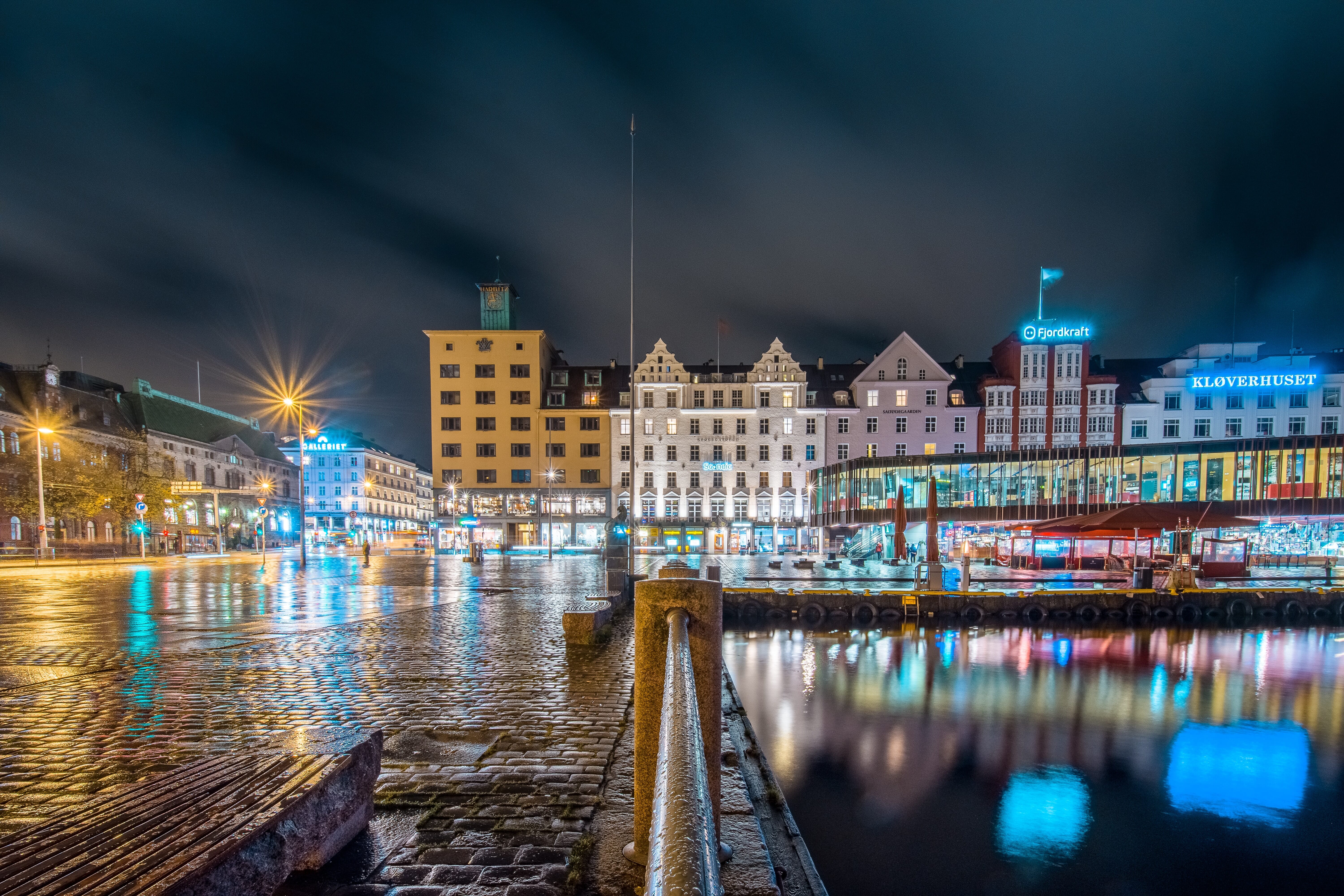 City shot at night