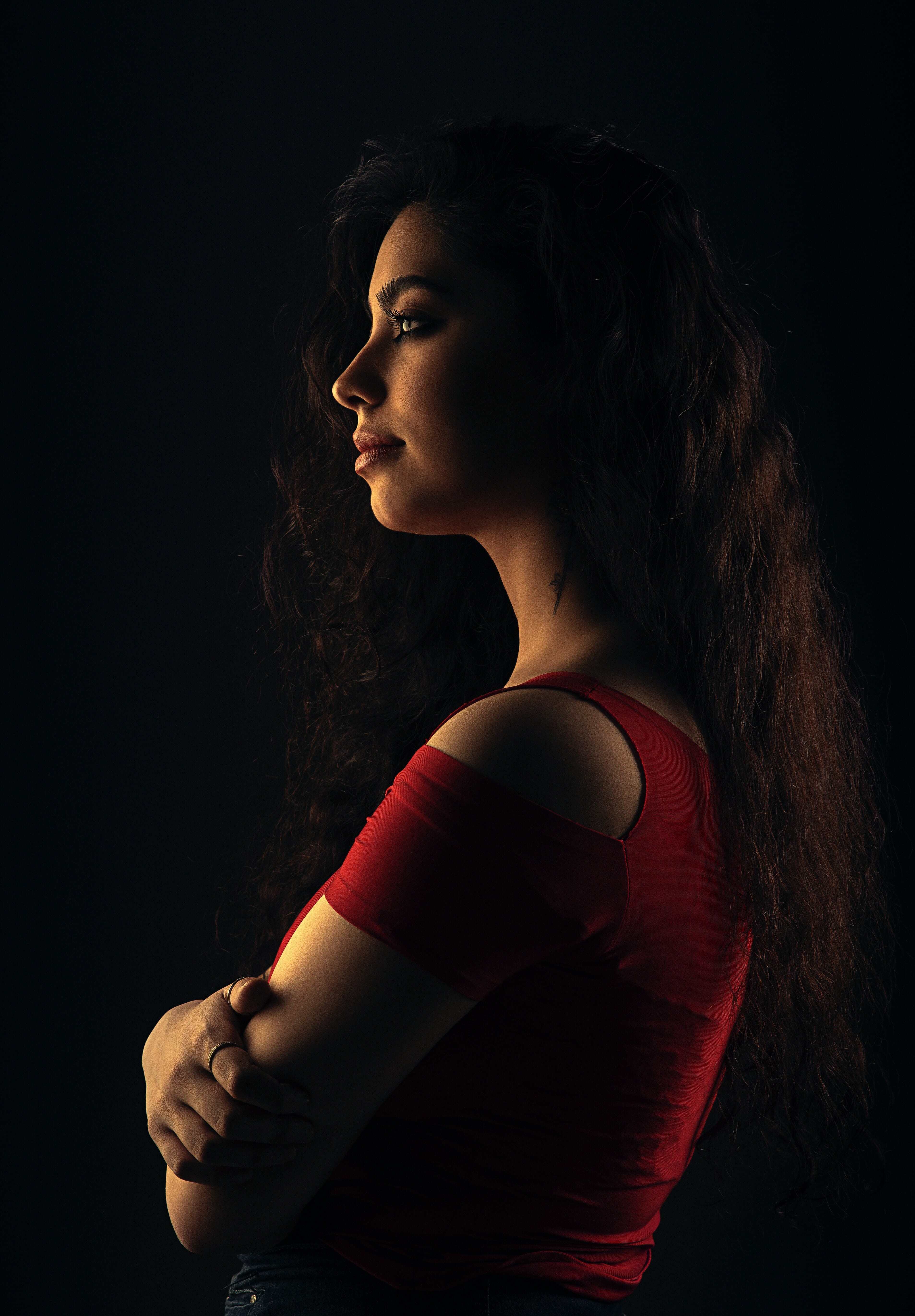 Using external lights to create a nice side-lit portrait