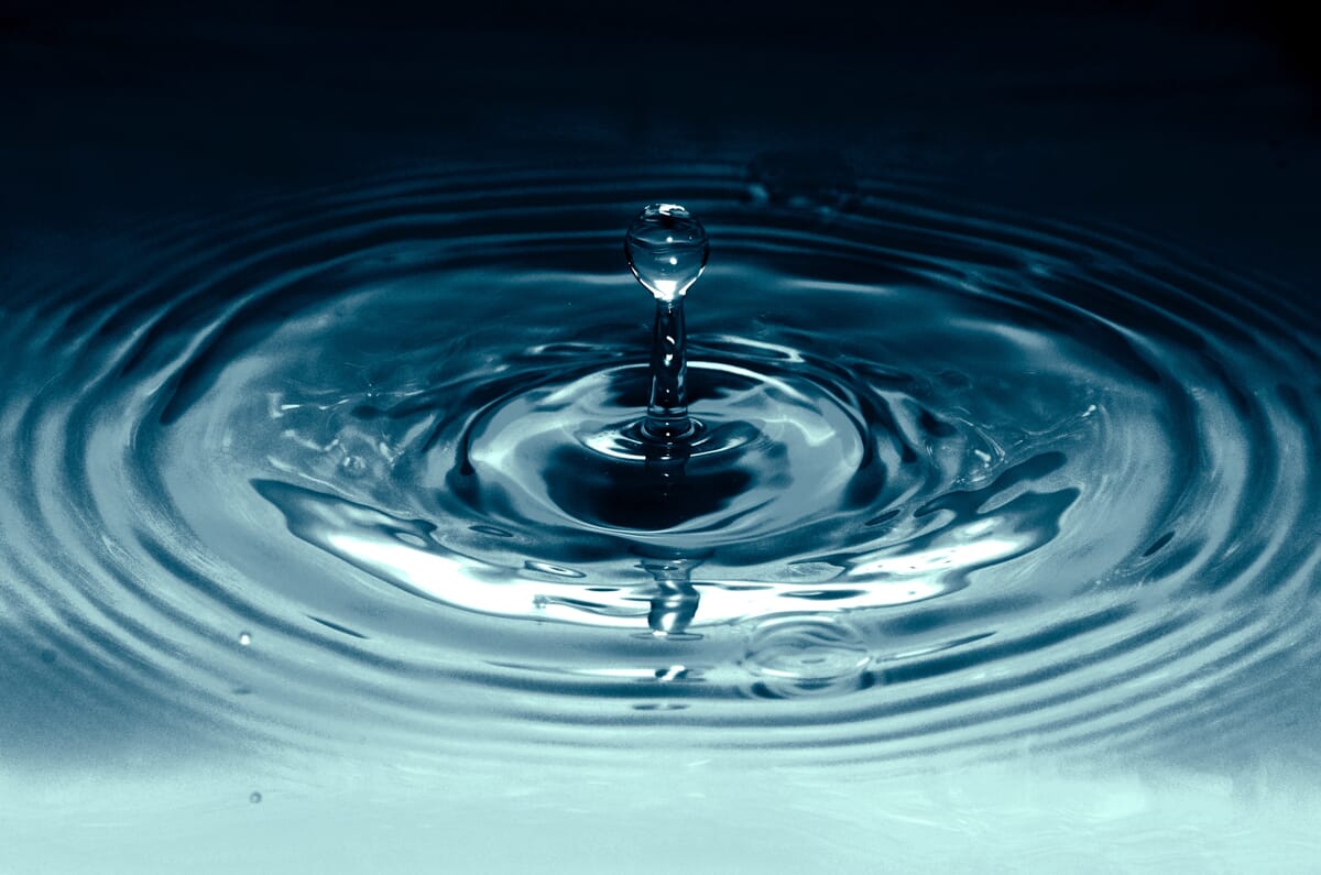 Do some experimentation in order to produce interesting splashes and ripples!
