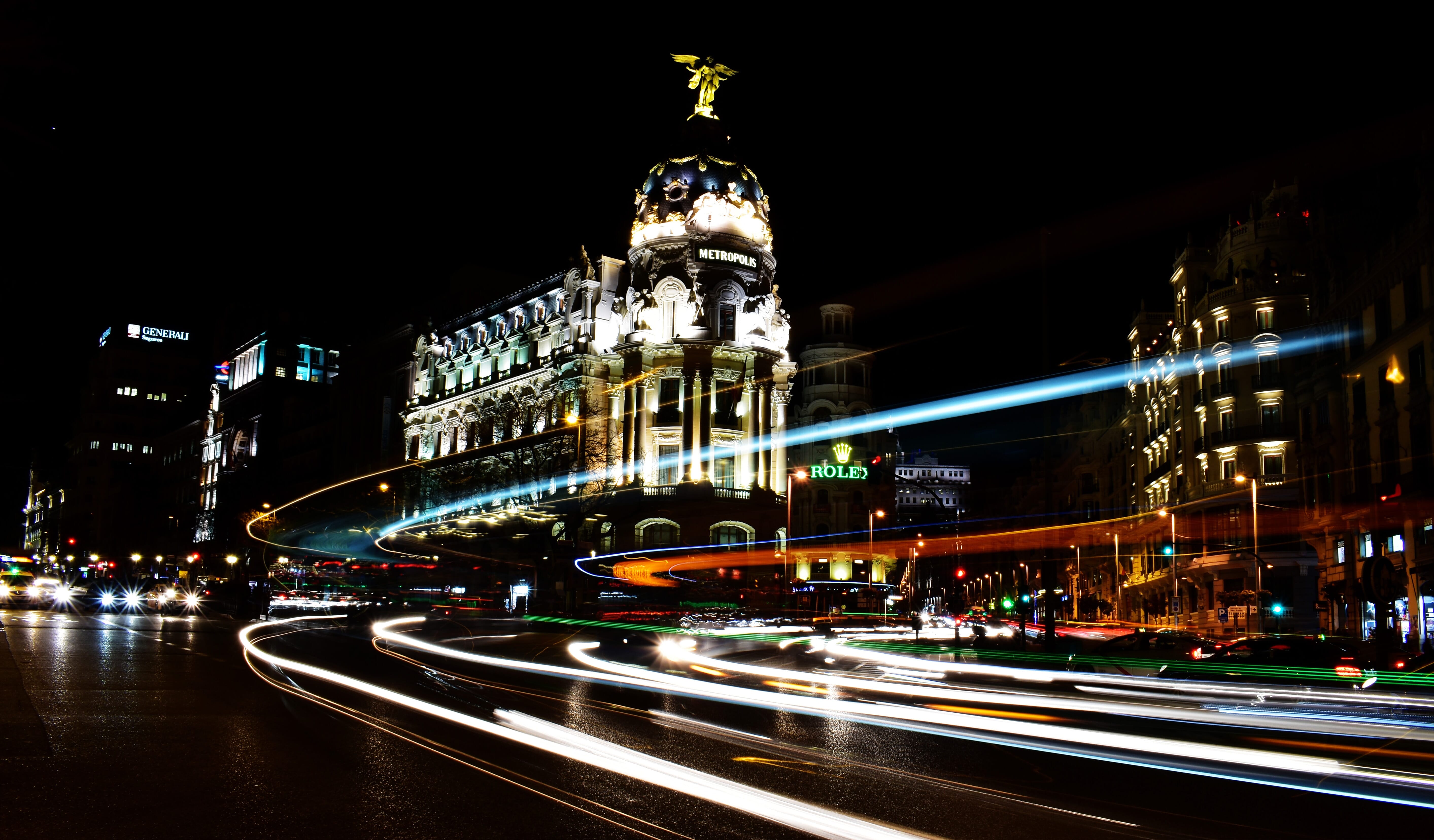 Long exposure photograph at night
