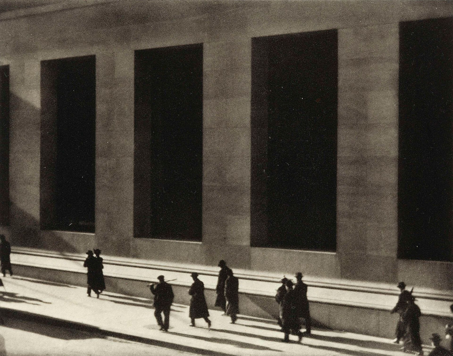 Wall Street, Paul Strand - One of the first political modern photography influencer