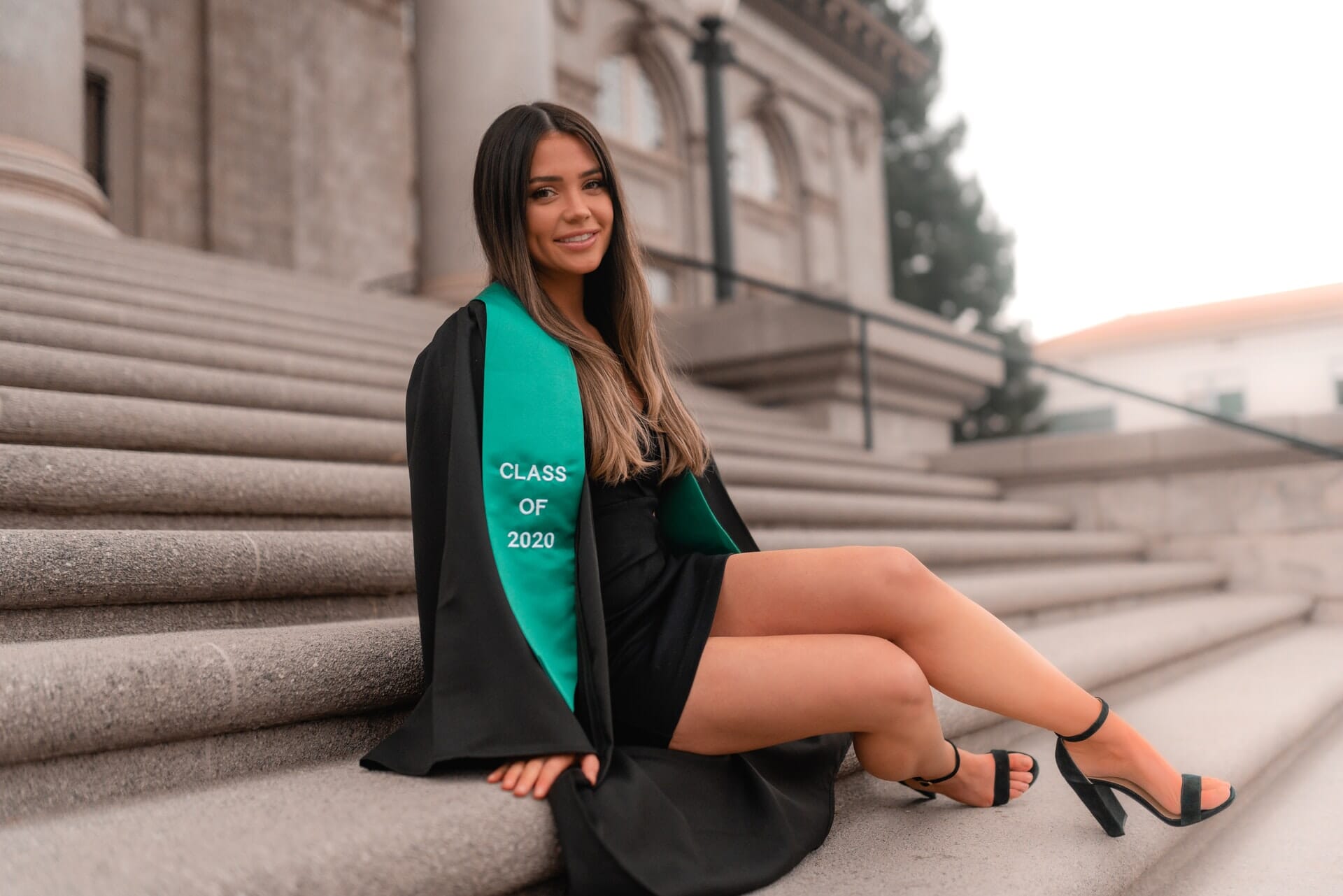senior portrait photography on the steps of a building