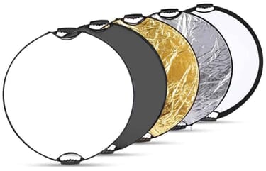 Best Camera Accessories: Reflector