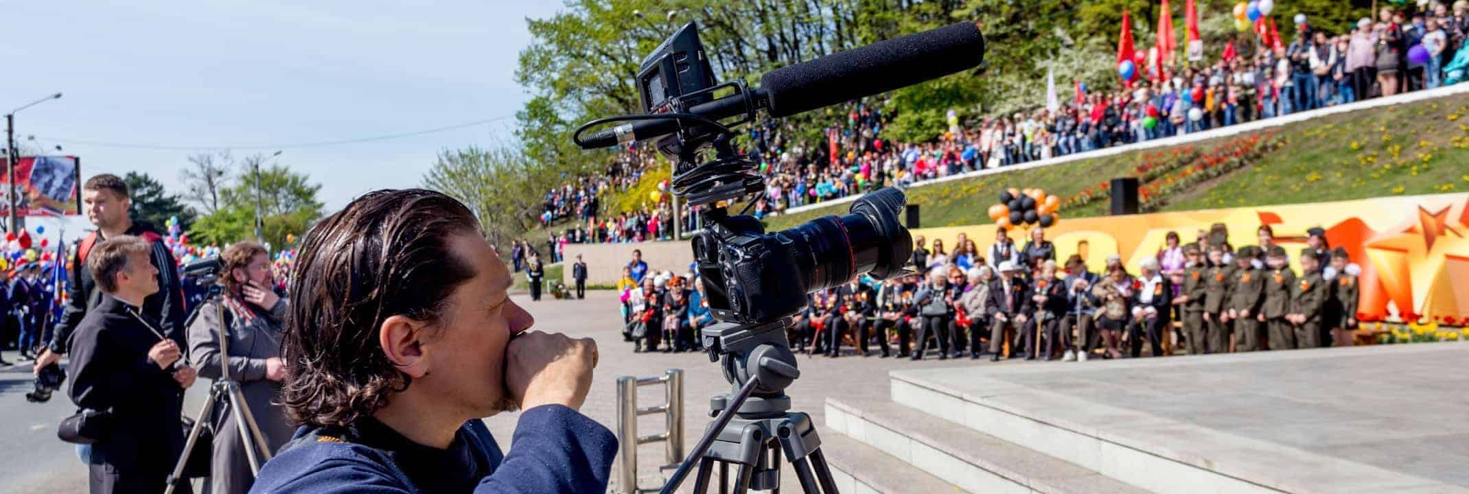 Best DSLRs for Video Shooting (7 Top Picks in 2018) 7
