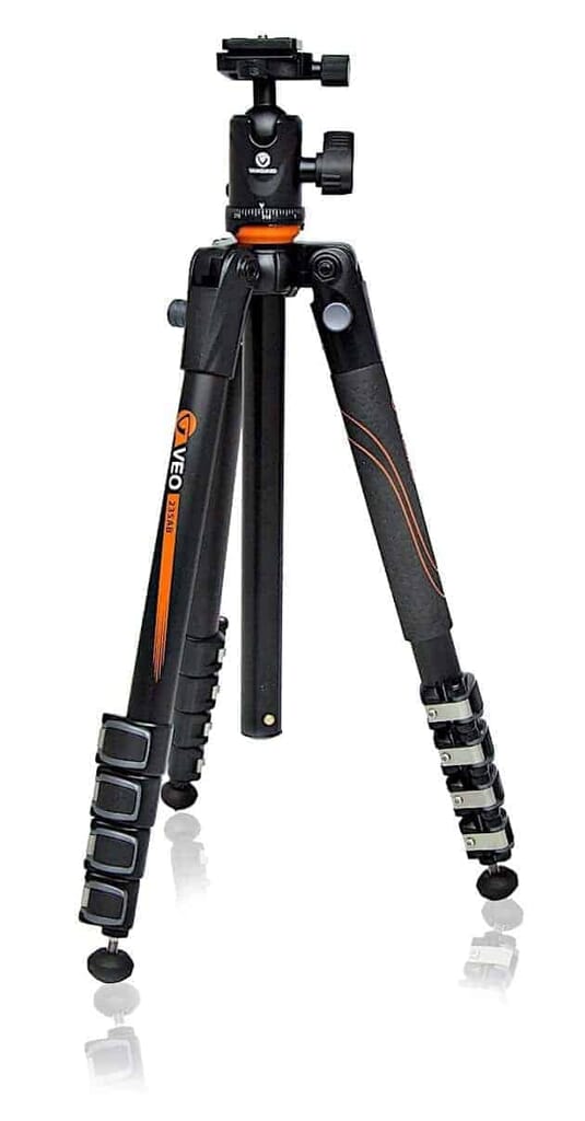 Great Tripod for under USD 200: Vanguard VEO 235AB Aluminum Travel Tripod with Ball Head