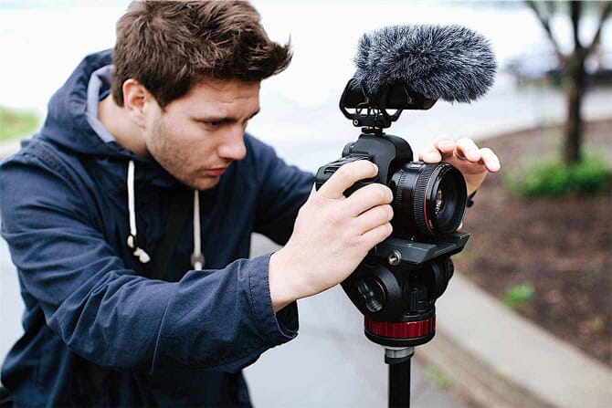 Best Shotgun Mic (External Microphone for DSLR): The Shure VP83F LensHopper