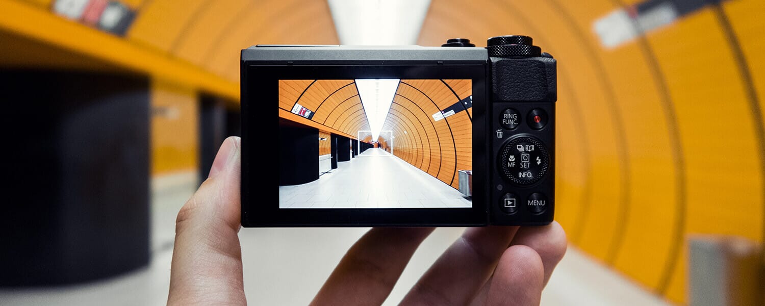 G7 X Mark II Camera: The Best for Vloggers