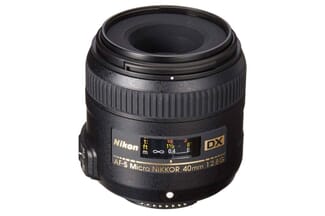 Nikon AF-S DX Micro-NIKKOR 40mm f/2.8 lens