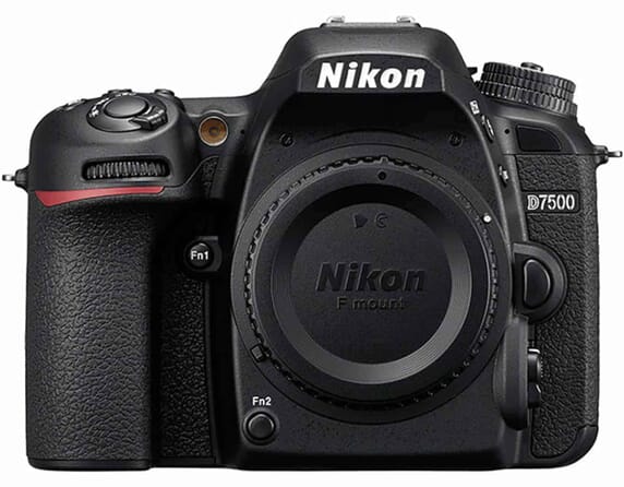 Nikon D7500
