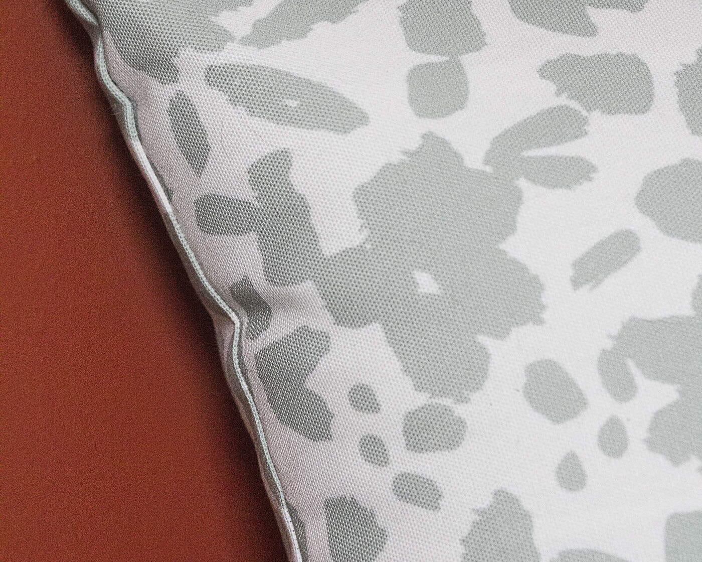 CanvasPop throw pillow detail