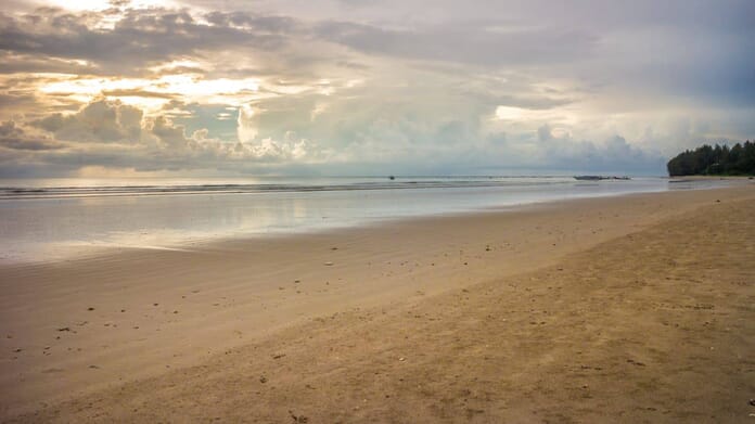 What to photograph in Thailand - Khao Lak Beach