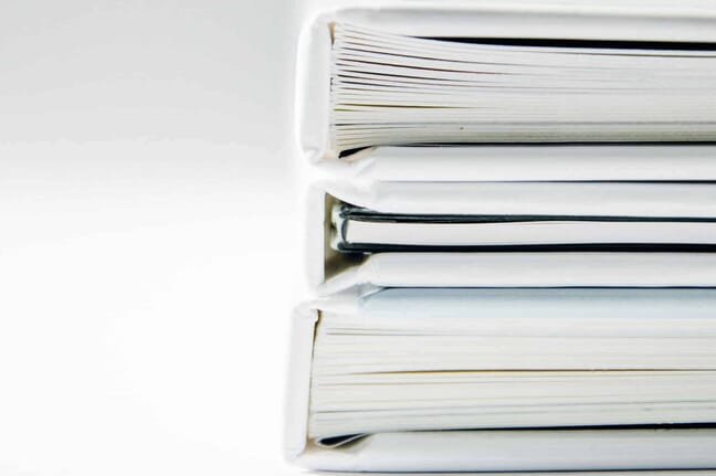 Comparing Shutterfly vs Mixbook Photo books covers and thickness.