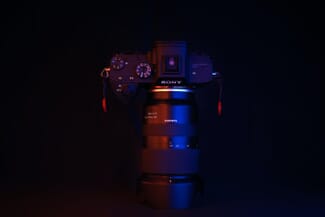 best zoom lenses for Sony mirrorless