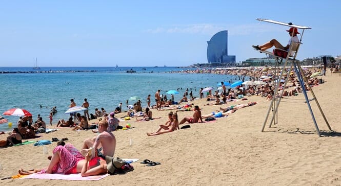 Best Places to Photograph in Barcelona - Barceloneta Beach