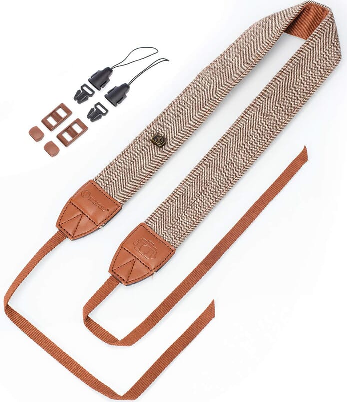 The Best Camera Strap of 2020 (10 Great Picks!)