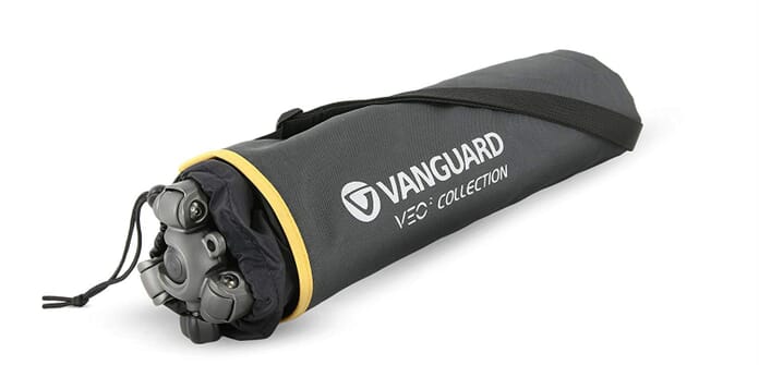 Vanguard VEO 2 235CB in carry bag