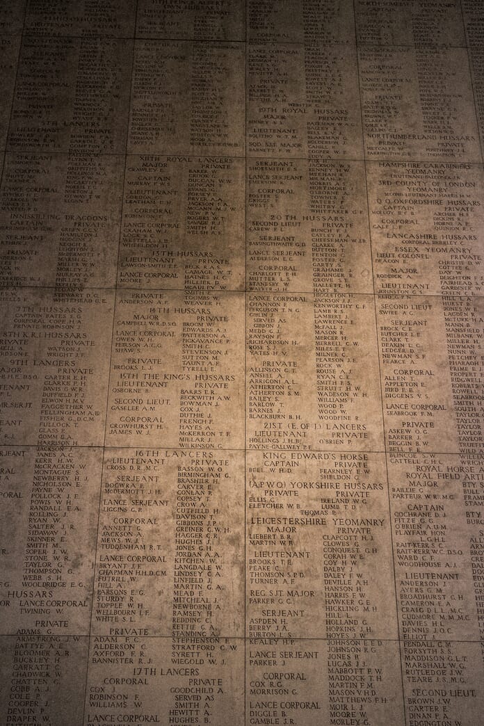 How to photograph memorials - The Menin Gate