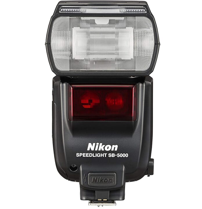 what is a speed light nikon sb 5000
