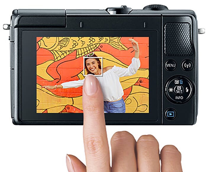 Canon M100 LCD touchscreen