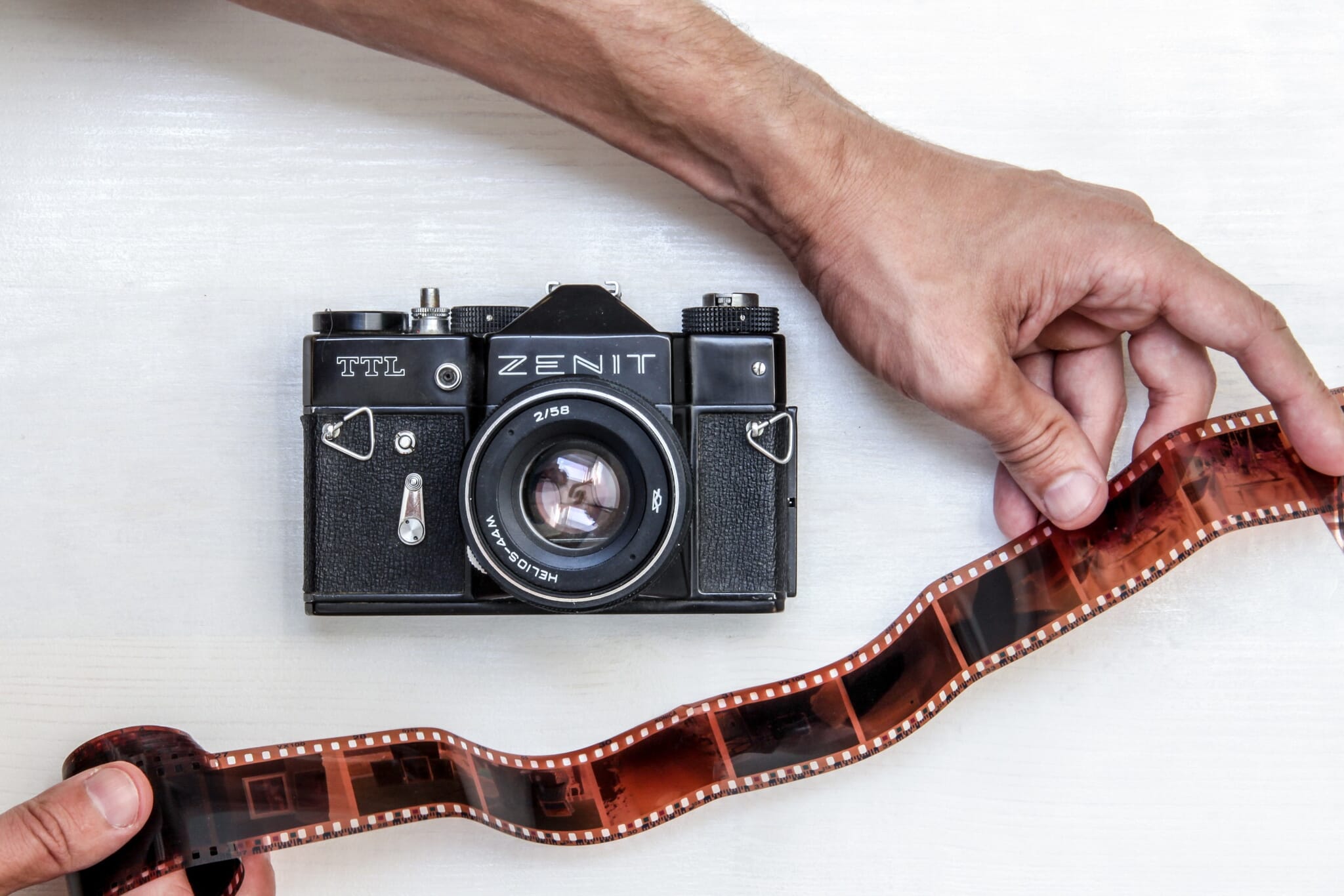 Best Film Cameras 2025: 15 Picks, Guide & Comparison - PhotoWorkout