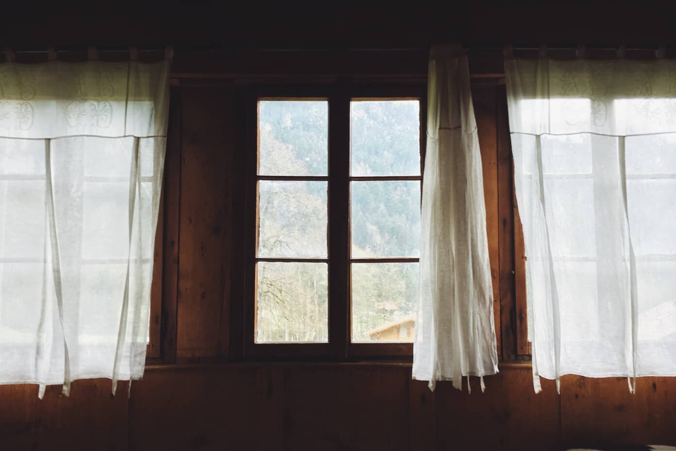 Window Light Photography: The Complete Guide - PhotoWorkout