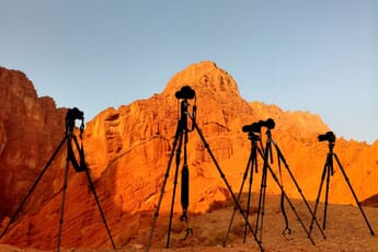 tripods and monopods