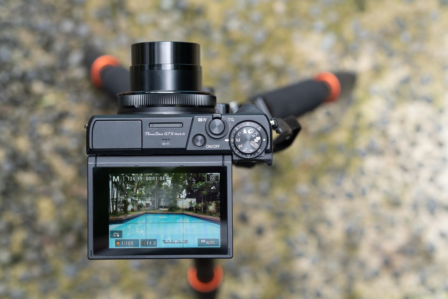 The Best Compact Cameras with a Viewfinder: Our Top 7 Picks