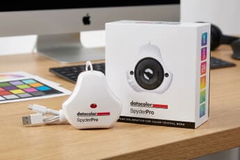Datacolor SpyderPro monitor calibrator for photography - professional color calibration device