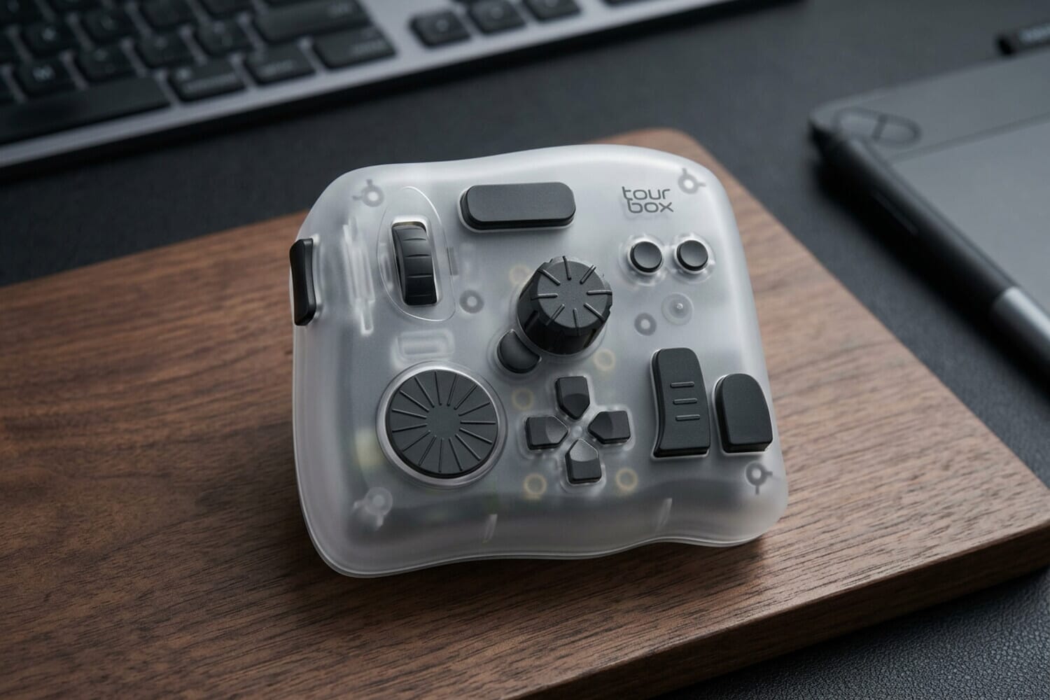 TourBox Elite Plus photo editing controller